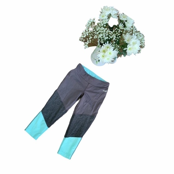 Blue and Gray Cropped Athletic Workout Leggings - Picture 1 of 2